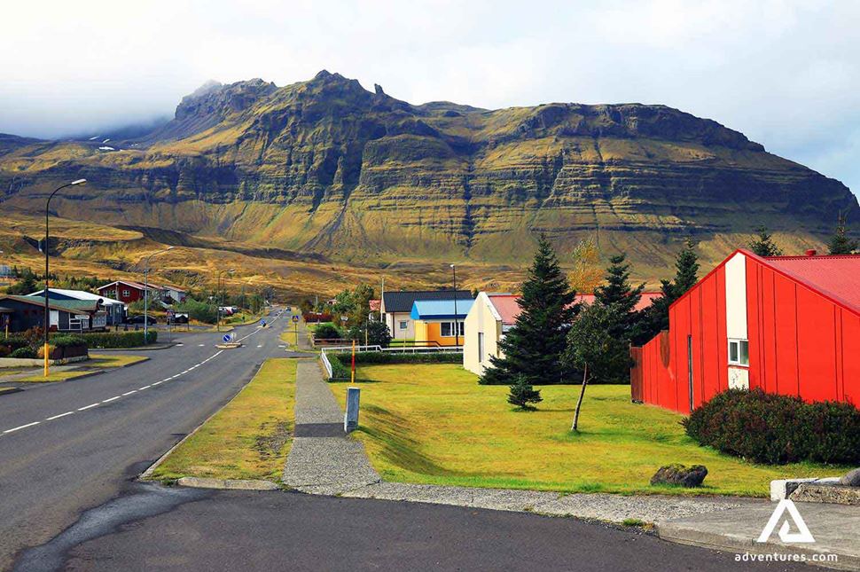 road and street view near kirkjufell in snaefellsnes