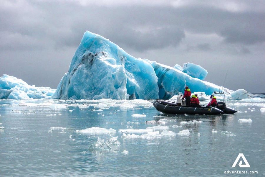 small group on a zodiac boat tour in Jokulsarlon