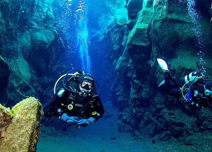 Tauchen in Island - Tauchausflüge ab Reykjavik