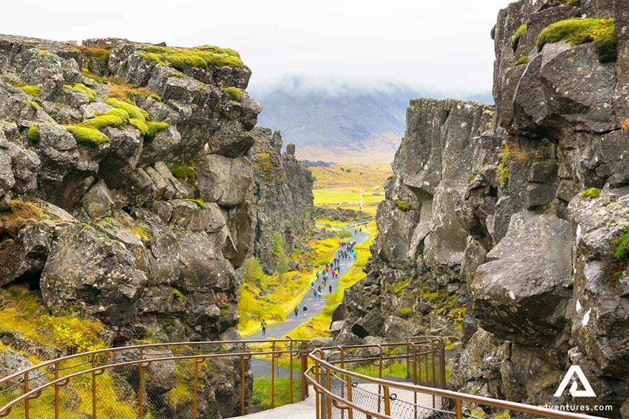 people walking around thingvellir