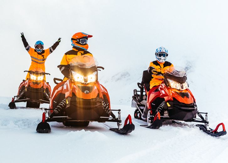 Schneemobiltouren in Island