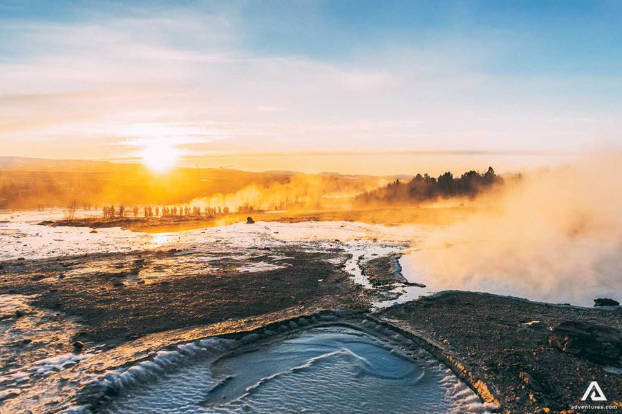 Geysir eruption area
